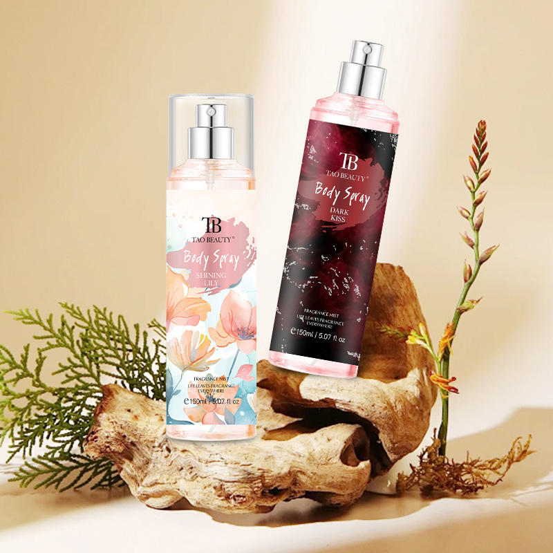 بخاخ العطر ذو رائحة زهرية خفيف - مراجعة Fragrance World Perfume وسعره